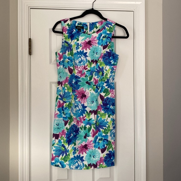 Floral Sleeveless Dress - Picture 1 of 2